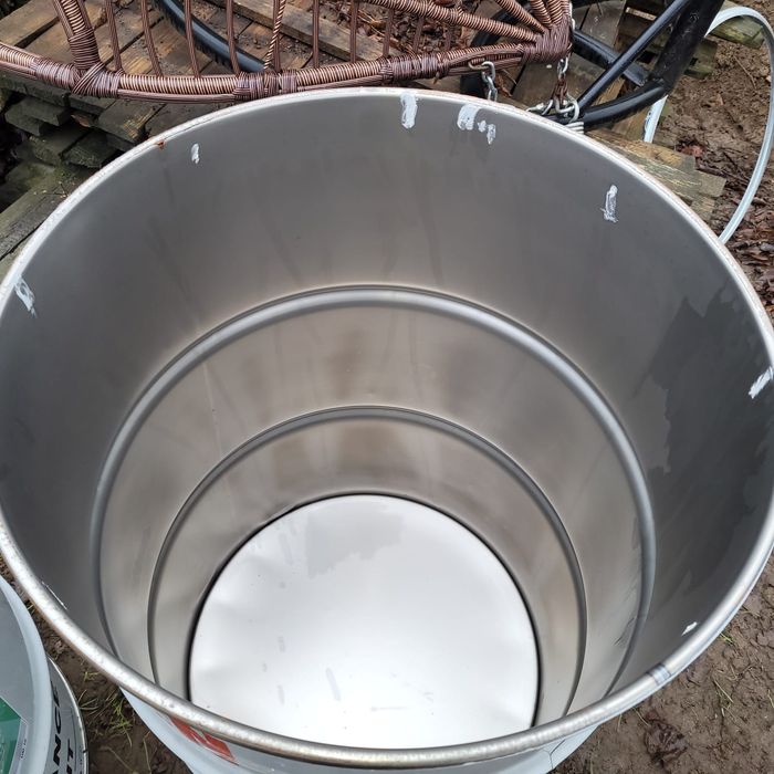Beczki 200L metalowe