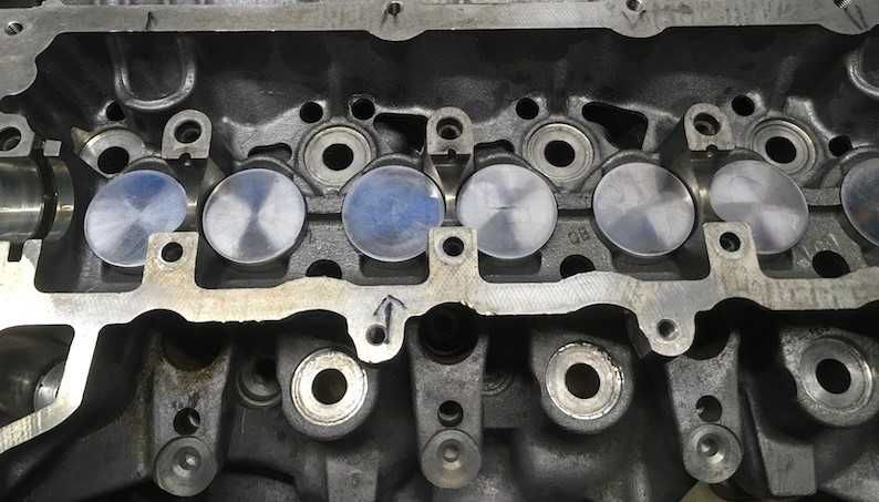 Ремонт и регулировка клапанов Ремонт та регулювання  зазорів клапанів