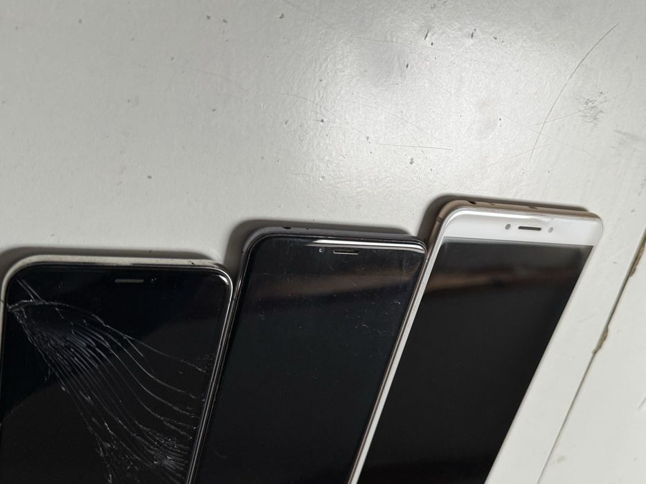 Iphone X,meizu,xiaomi