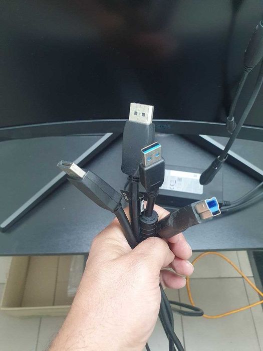 Монітор Samsung Odyssey G7 LC27G75TQSIXCI
