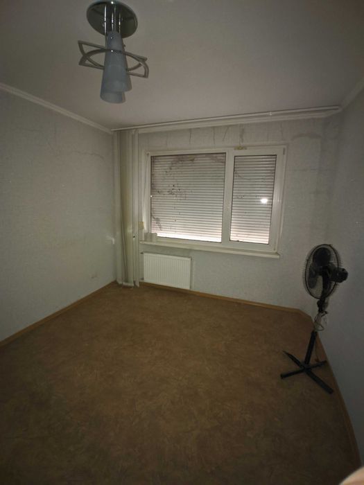 Приміщення з окремим входом, р-н Д, вул. Сагайдачного, 257