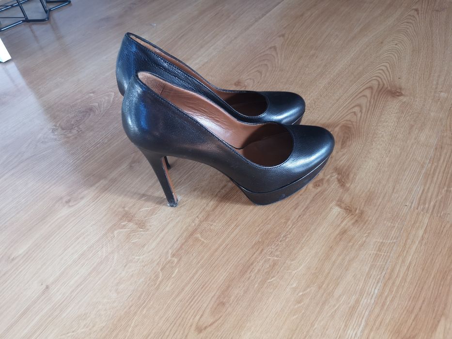 Czarne szpilki. Rozmiar 37