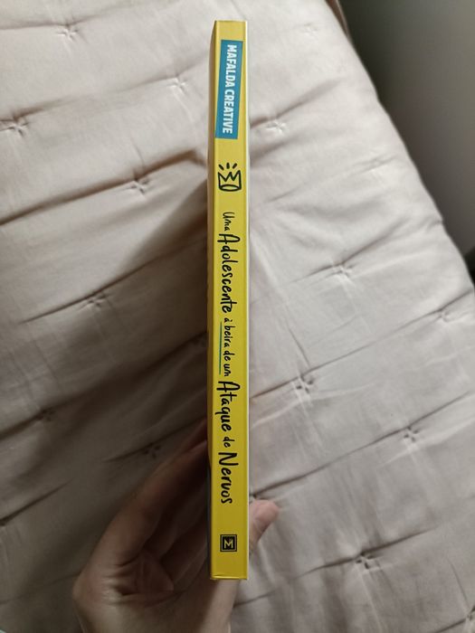 Uma Adolescente à Beira de um Ataque de Nervo - Mafalda Creative