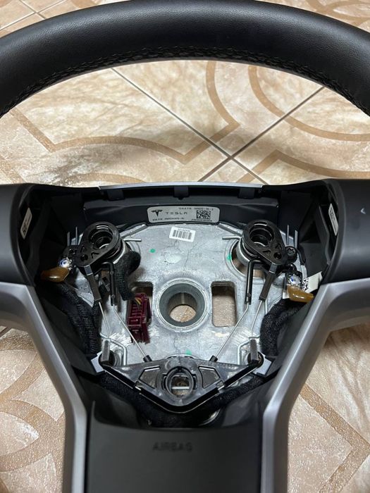 Руль Tesla model 3/ Y