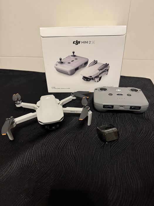 DJI Mini 2 SE + Extras