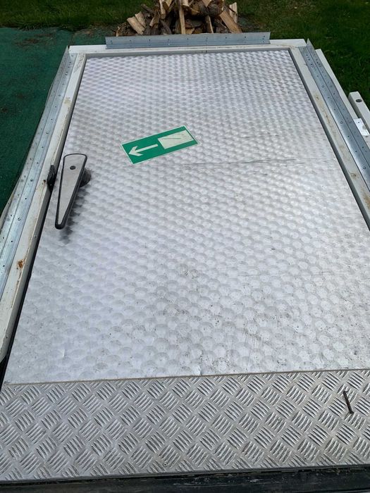 Drzwi do chłodni, mrożni nierdzewne