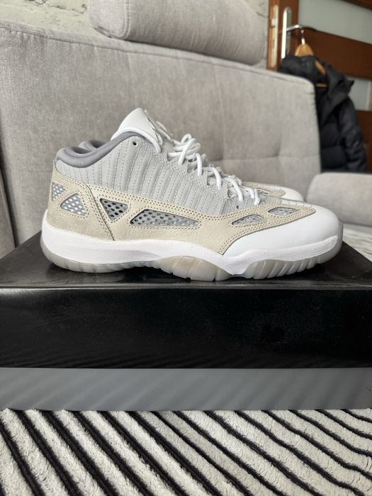 Buty Air Jordan XI (11) Low 43