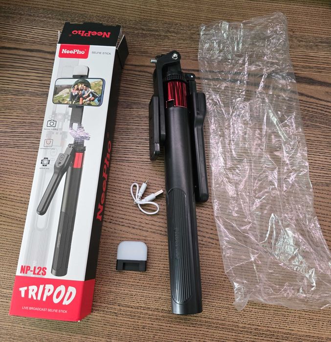 Трипод - Селфі стік - NP-L2S SELFIE STICK TRIPOD