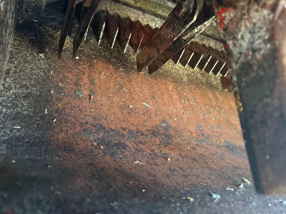 Комбайн зернозбиральний Massey Ferguson 16