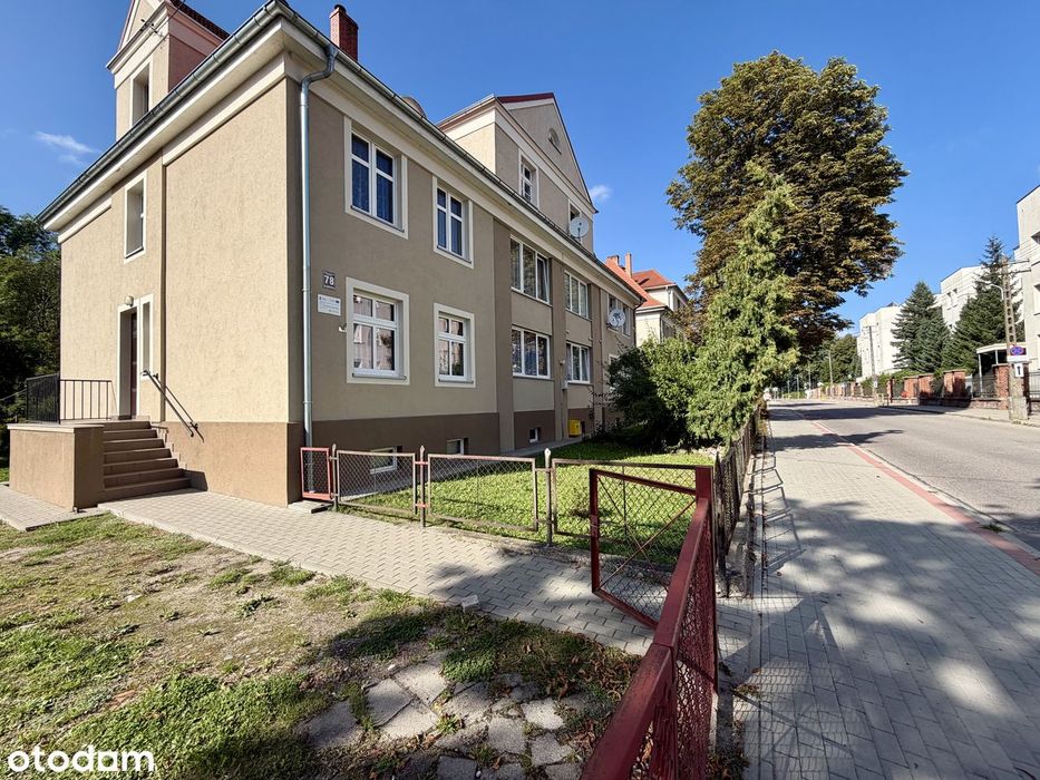 Przestronne mieszkanie na I piętrze- ogródek