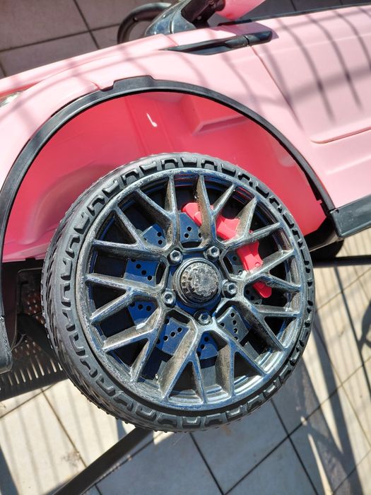 Carro eléctrico infantil