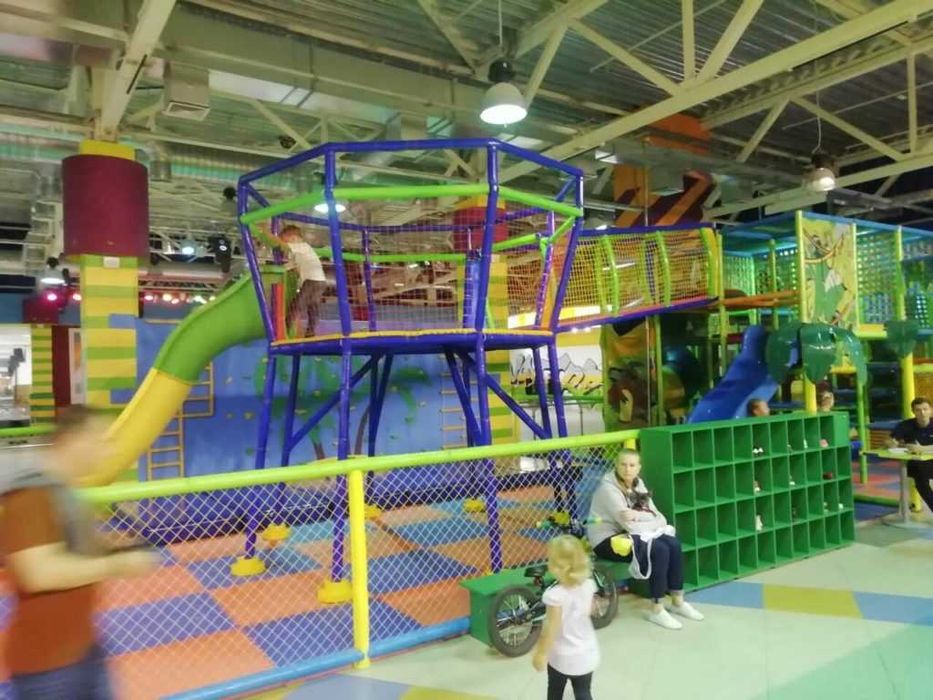 labirynt dla dzieci, pokój zabaw, małpi gaj, pokój gier