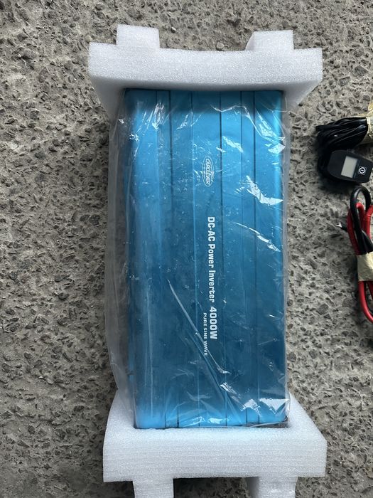 Інвертор 4000W Pure Sine Wave 12v