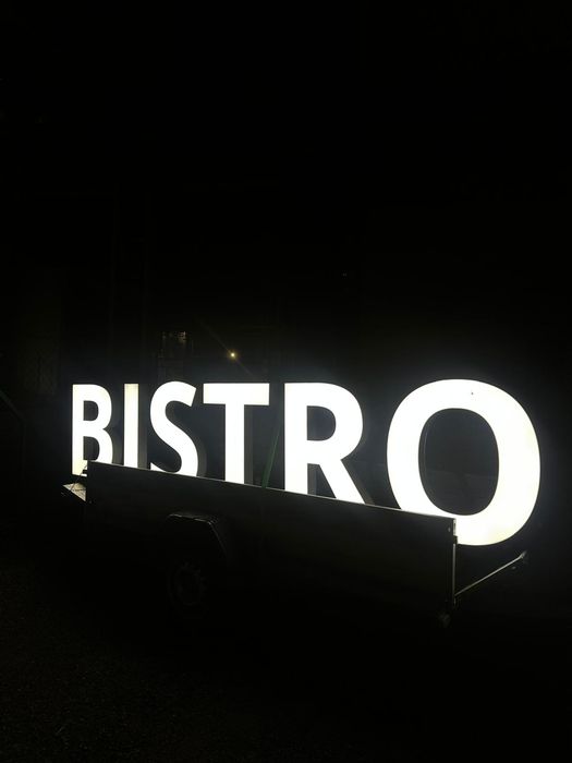 Baner Pylon Reklama BISTRO Led