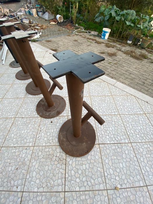 Banco em ferro p/ balcão café/bar