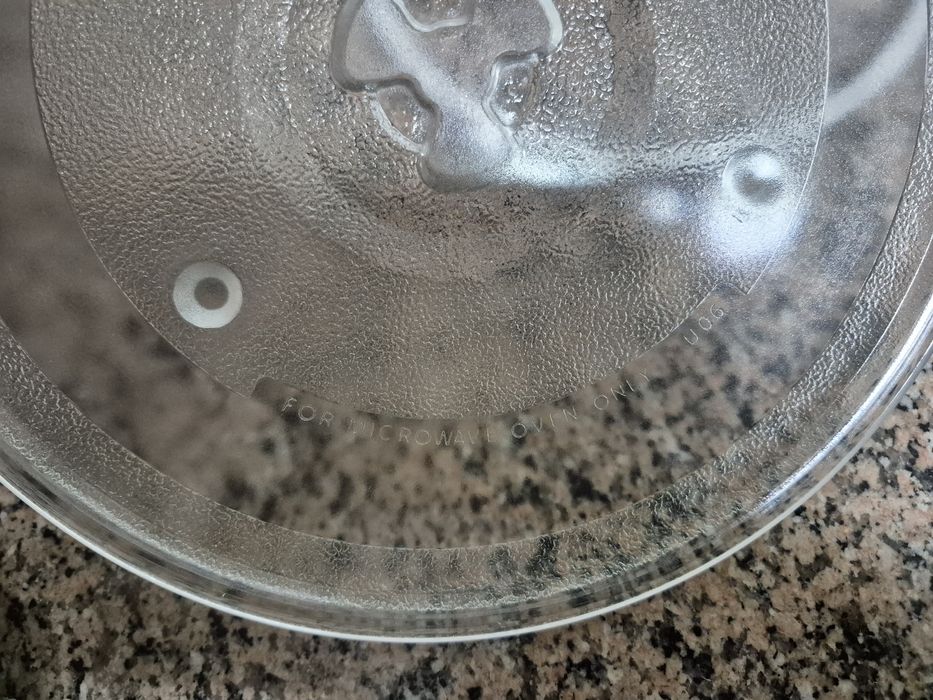Prato de vidro para o micro-ondas .