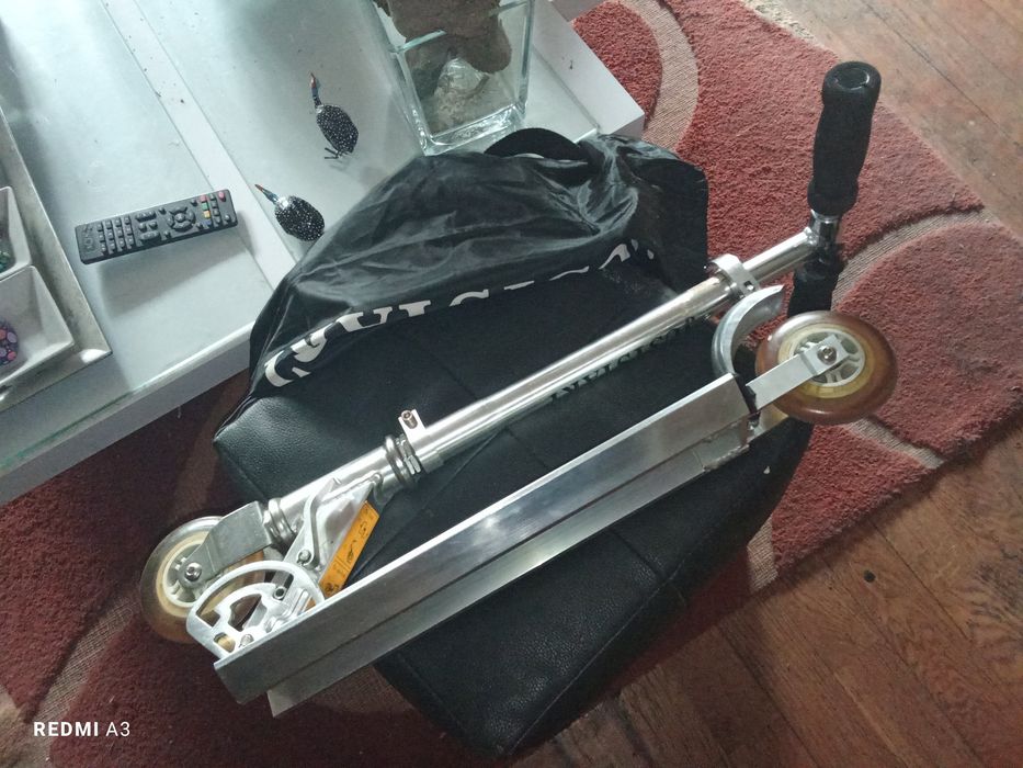 Trotinete em excelente estado