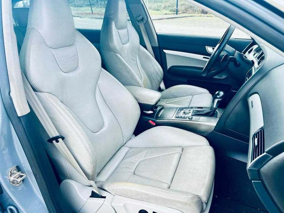 Audi S6 Avant 5.2 V10