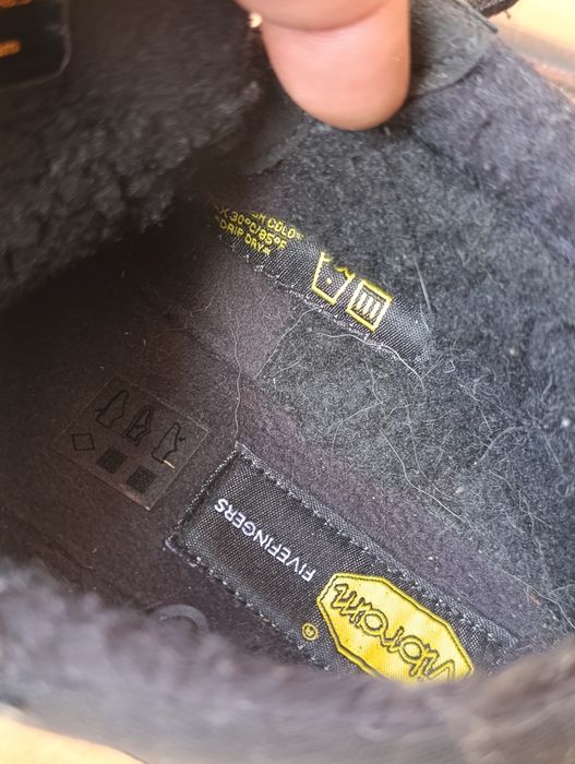 Vibram five fingers