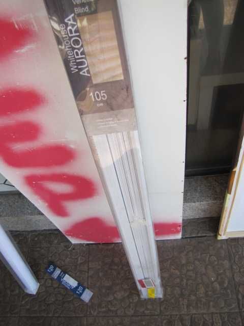 Żaluzje weneckie z PCV Roleta okienna Łatwe w montażu szer 105cm