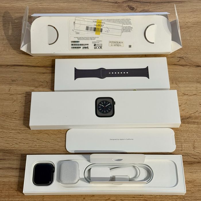 Apple Watch Series 8 41mm GPS Cellular grafit stal + pasek Stone Gray