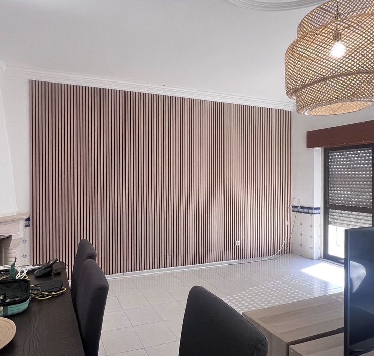 Montagem de Movies, Painéis Ripados, Pinturas.