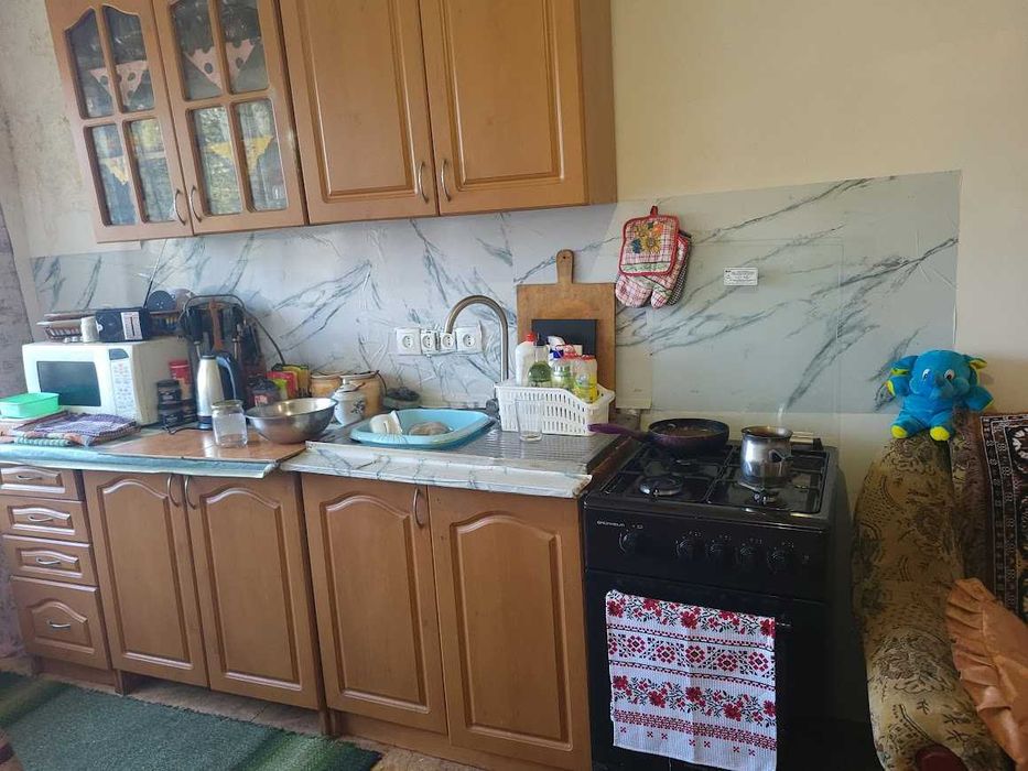 Красилівка продам 1 кім.квартиру37 м.