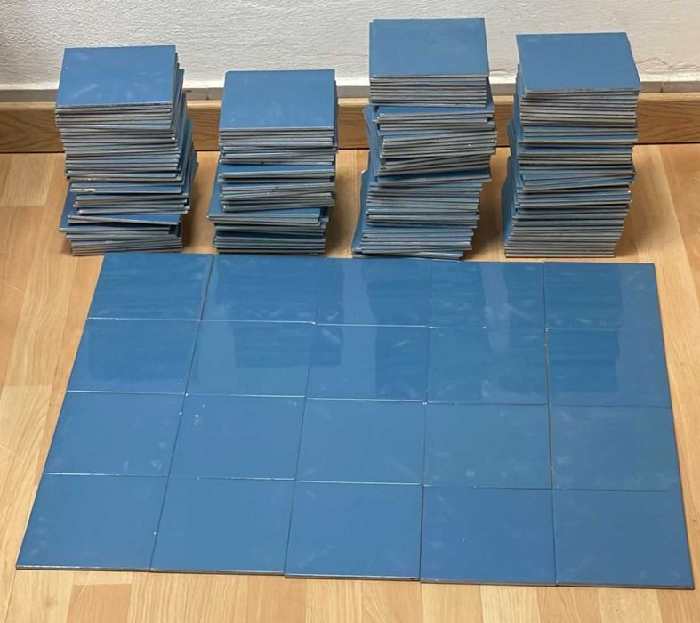 Azulejos antigos, anos Setenta, 199 unidades 15X15 cm
