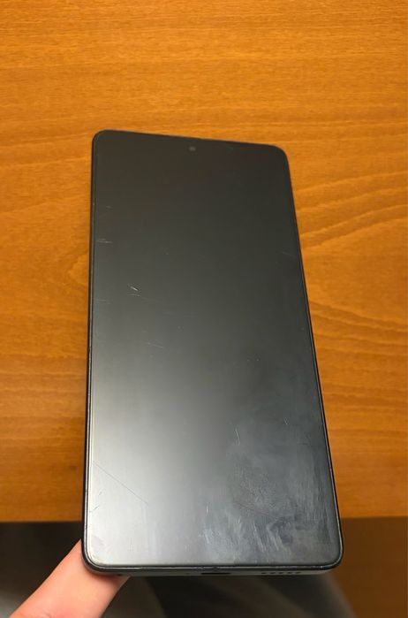 Poco F5 5G 8/256GB  – Bom Estado