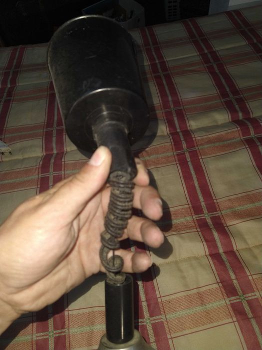 Candeeiro de teto que dá para pôr a várias alturas (extensível)