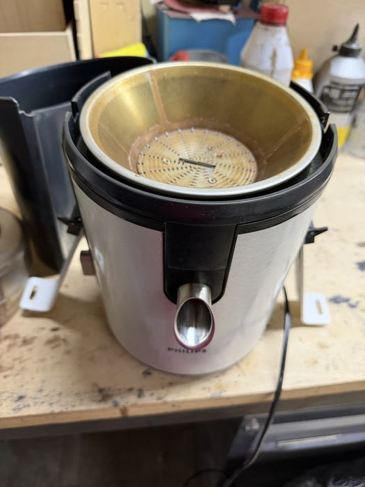 Соковижималка Philips робоча