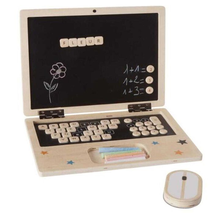 Розпродаж дитячого одягу та іграшок у зв’язку із закриттям магазину