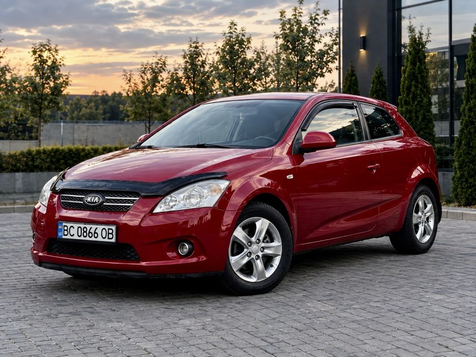 Kia Ceed 2008 1.6 CVVT МТ (122 к.с.)
