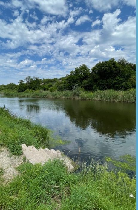 Будинок  біля ріки . Гданцівка