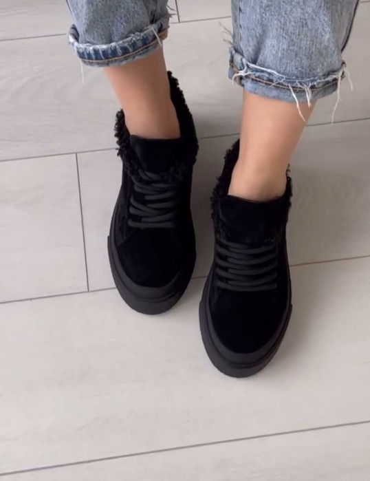 Стильні боти на хутрі