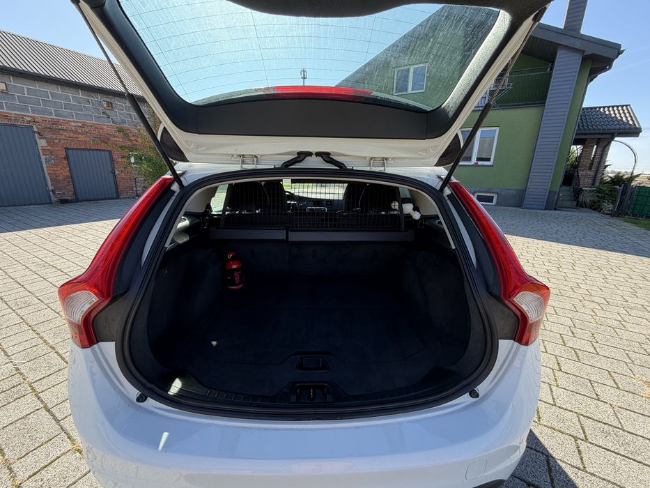 VOLVO V60 2.0 Diesel 163KM
