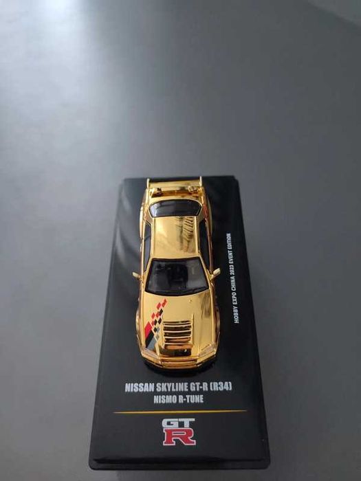 Inno64 Nissan Skyline GT-R R34 Nismo R-Tune Gold Chrome