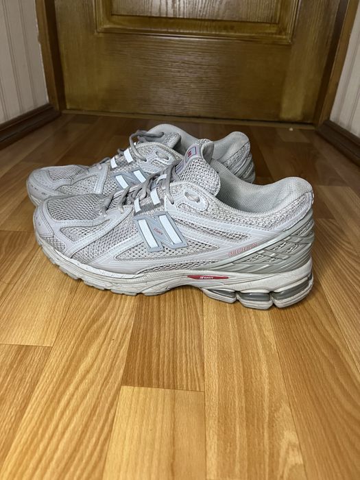 New Balance 1906R