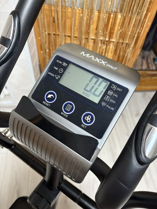 Орбитрек E4 Maxxpro