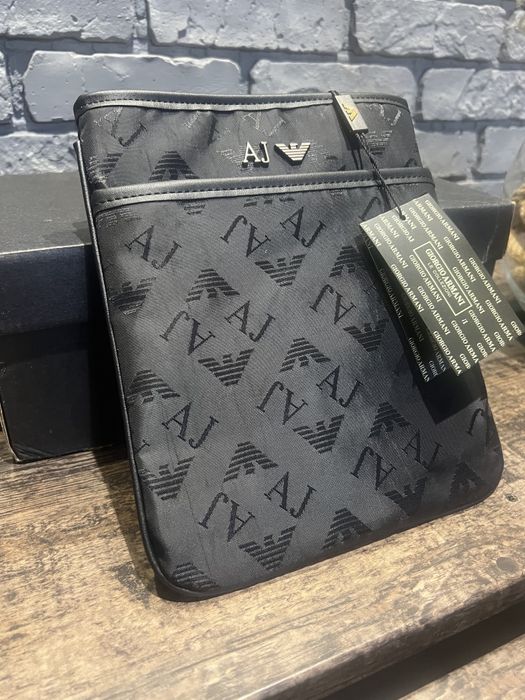 Плоска Сумка armani армані армани сумочка месенджер барсетка бананка