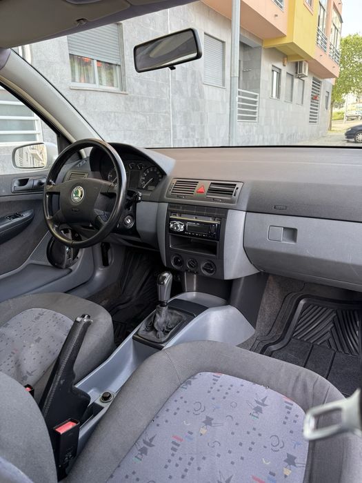 Skoda Fábia Break 1.4TDI ( Motor VW ) / 220.000kms / 2003