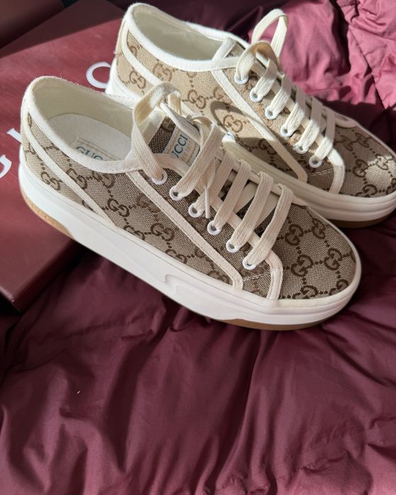 Sneakersy rozmiar 40