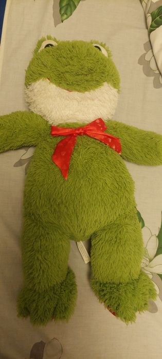 М'яка іграшка зелена жабка 500грн