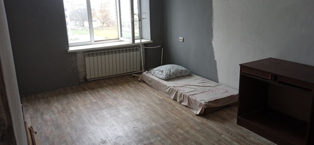 Здається 3х кімнатна квартира