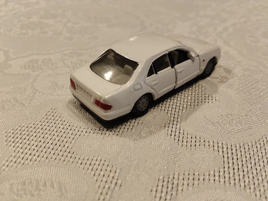 Siku Mercedes e230 w210