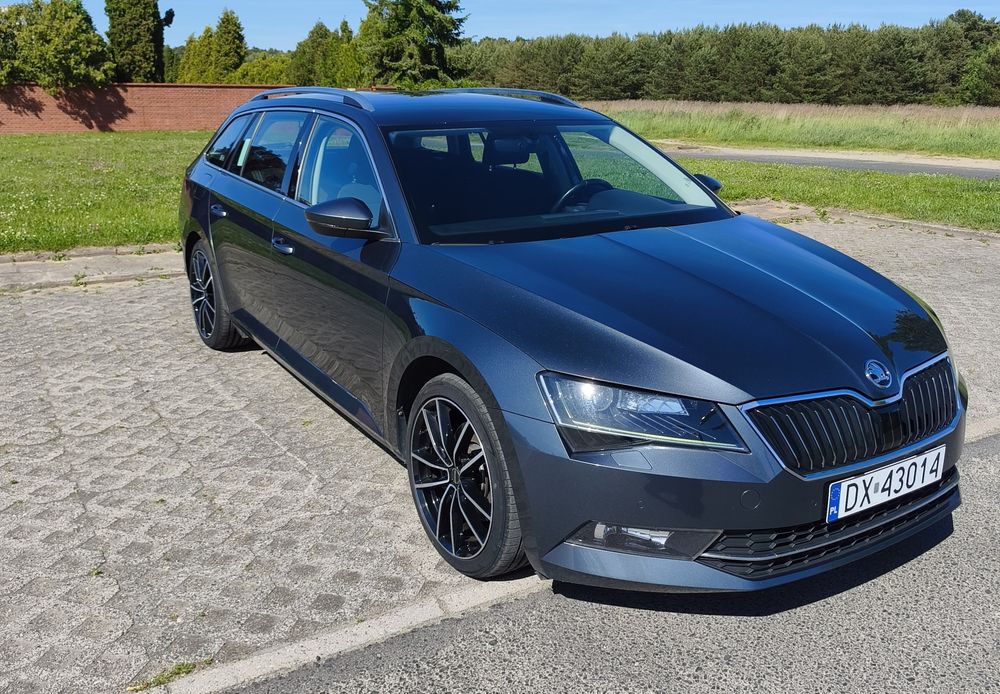 Wynajem Skoda Superb/2018/Automat/190km/GoCar Kiełczów