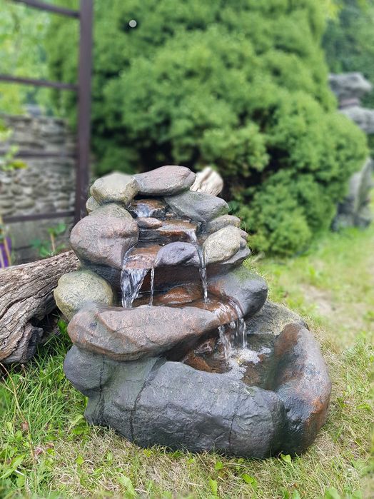 Fontanna ogrodowa " ŹRÓDEŁKO" wysokość 59 cm Darmowa wysyłka!!!