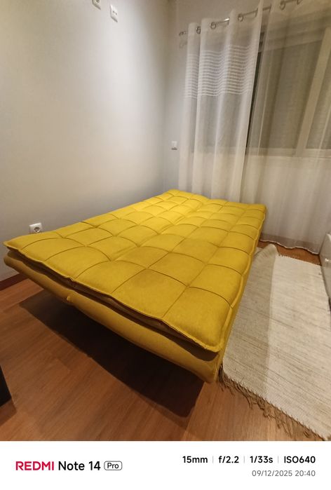 Sofá cama Willem amarelo torrado
