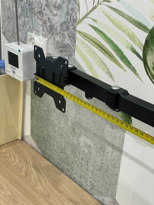 Stojak z uchwytami na dwa monitory 17-27"