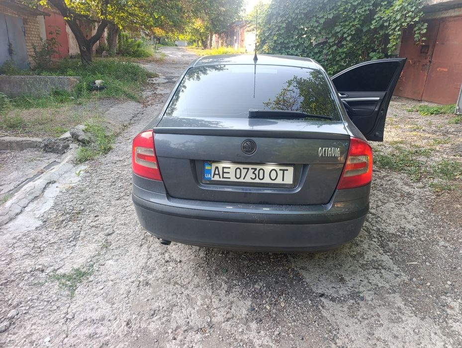Продам шкоду ,хороше авто